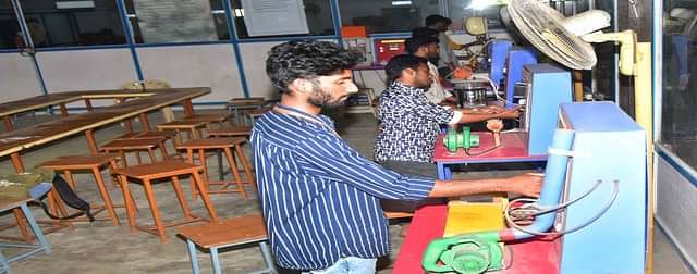 V.K.R.,_V.N.B._A.G.K._COLLEGE_OF_ENGINEERING_Gudivada